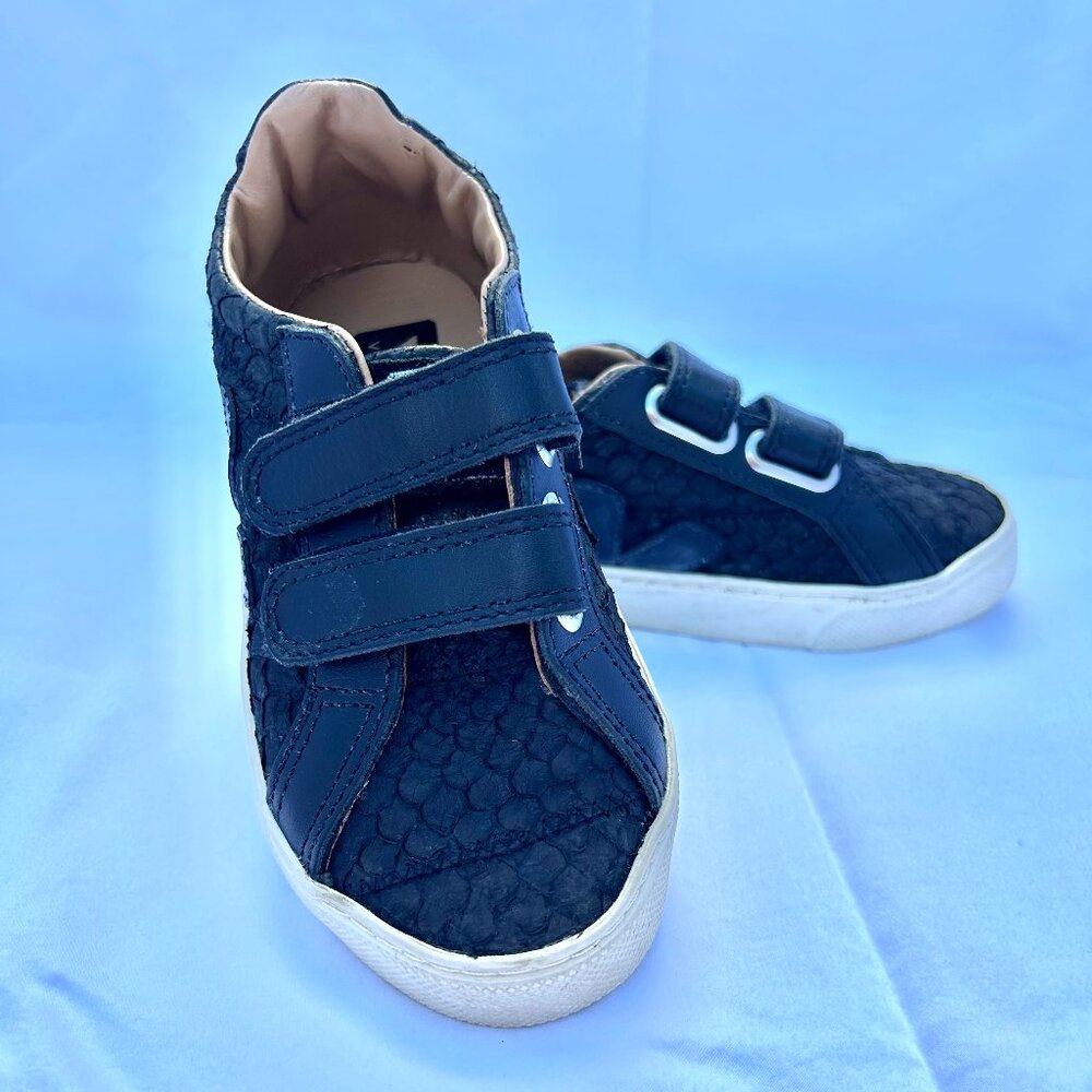 Kids Veja Esplar Bastille Black Leather Tilapia Fish Skin Scales Print